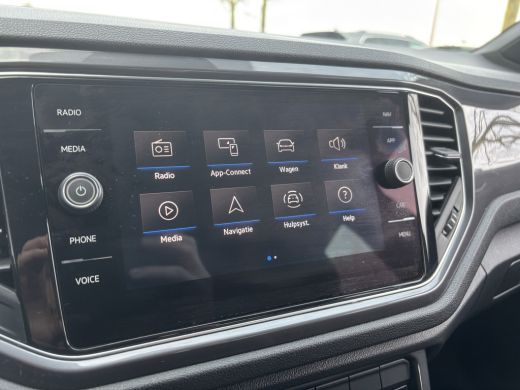 Volkswagen T-Roc 1.5 TSI Sport 2x R-Line | Parkeer Camera | Adaptieve Cruise | Navi ActivLease financial lease