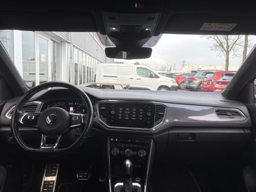 Volkswagen T-Roc 1.5 TSI Sport 2x R-Line | Parkeer Camera | Adaptieve Cruise | Navi ActivLease financial lease