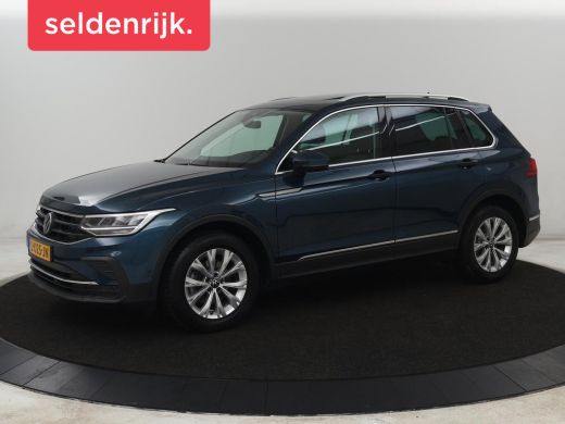 Volkswagen Tiguan 1.5 TSI Life Business | Panoramadak | Trekhaak | Camera | Virtual Cockpit | Park Assist | Adaptiv...