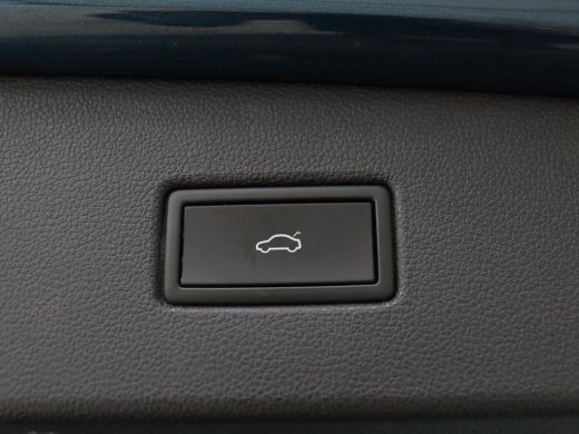 Volkswagen Tiguan 1.5 TSI Life Business | Panoramadak | Trekhaak | Camera | Virtual Cockpit | Park Assist | Adaptiv... ActivLease financial lease