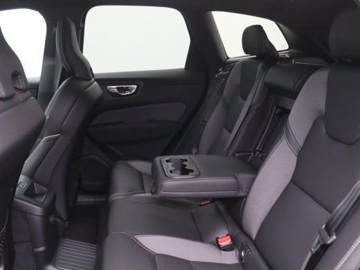 Volvo  XC60 2.0 T6 Plug-in hybrid AWD Plus Black Edition Pano-Schuifdak, Trekhaak, 21" LM Velgen, 360gr. Came... ActivLease financial lease