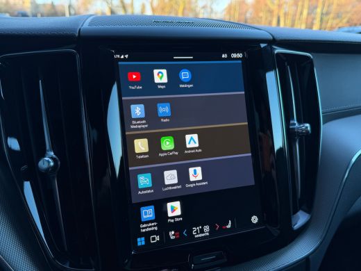 Volvo  XC60 2.0 T6 Plug-in hybrid AWD Ultimate Dark | Luchtvering | Harman/Kardon | HU-Display | Camera | ActivLease financial lease