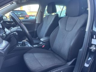 Skoda Octavia Combi 1.0 TSI Business Edition Plus | Memory Stoelen | Stuur Verwarming | Parkeer Sensoren