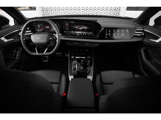 Audi A5 Avant 2.0 e-hybrid quattro S edition | Leder | 360 camera | Passenger Display | Stoelverwarming | ActivLease financial lease