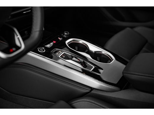 Audi A6 Avant 2.0 TFSI e-hybrid quattro 270 kW edition one B&O Premium 3D | Trekhaak | HUD | OLED | Tech ... ActivLease financial lease