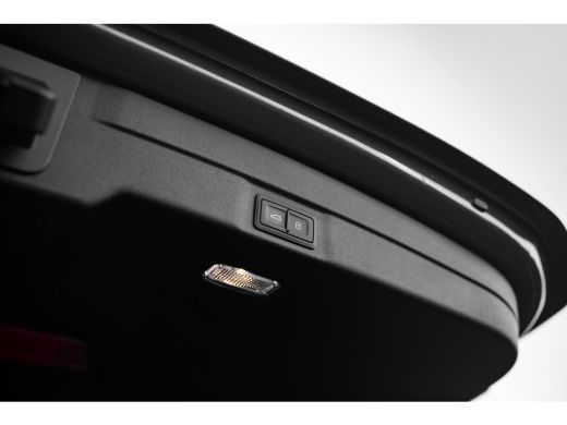 Audi A6 Avant 2.0 TFSI e-hybrid quattro 270 kW edition one B&O Premium 3D | Trekhaak | HUD | OLED | Tech ... ActivLease financial lease