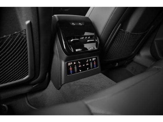 Audi A6 Avant 2.0 TFSI e-hybrid quattro 270 kW edition one B&O Premium 3D | Trekhaak | HUD | OLED | Tech ... ActivLease financial lease