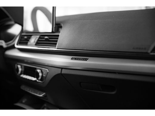 Audi Q5 50 TFSI e S edition Competition 360 Graden Camera | Voorstoelen verwarmd | Elektrisch verstelbare... ActivLease financial lease