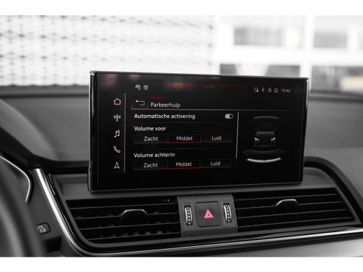 Audi Q5 50 TFSI e S edition Competition 360 Graden Camera | Voorstoelen verwarmd | Elektrisch verstelbare... ActivLease financial lease