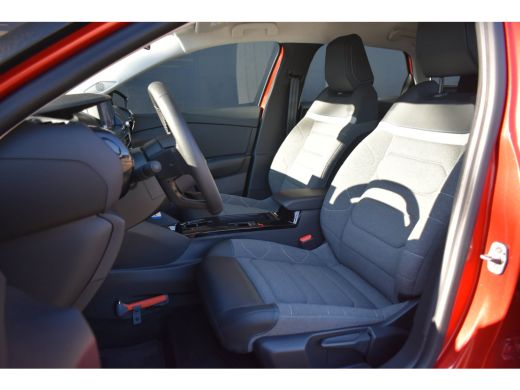 Citroën &euml;-C4 Feel Pack 50 kWh | Navigatie | Achteruitrijcamera | Climate Control | Armsteun | Full-LED | Deale... ActivLease financial lease