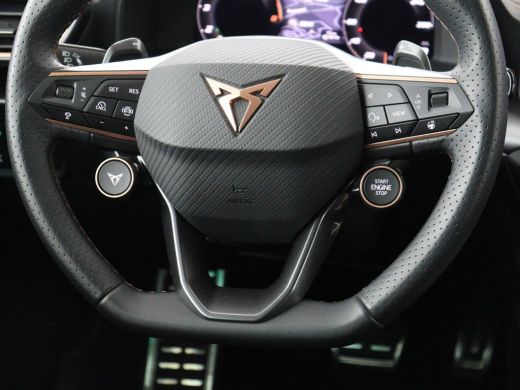 CUPRA Leon 1.5 e-Hybrid Business | Stoelverwarming | Adaptive cruise | Camera | Carplay | Memory | Half lede... ActivLease financial lease