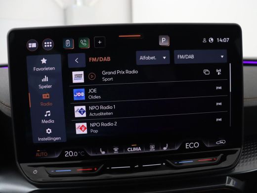 CUPRA Leon 1.5 e-Hybrid Business | Stoelverwarming | Adaptive cruise | Camera | Carplay | Memory | Half lede... ActivLease financial lease