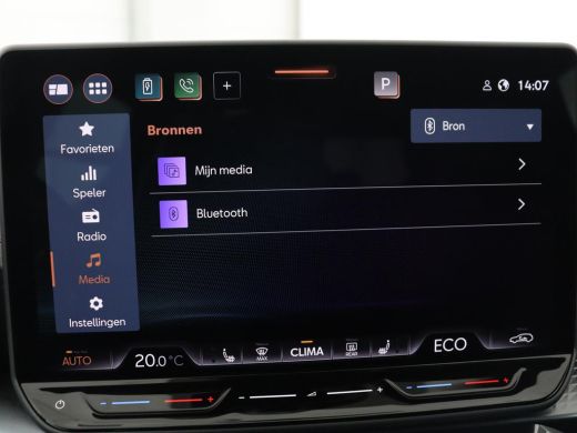 CUPRA Leon 1.5 e-Hybrid Business | Stoelverwarming | Adaptive cruise | Camera | Carplay | Memory | Half lede... ActivLease financial lease