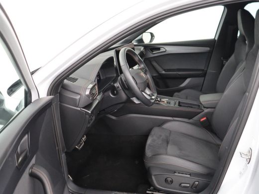 CUPRA Leon 1.5 e-Hybrid Business | Stoelverwarming | Adaptive cruise | Camera | Carplay | Memory | Half lede... ActivLease financial lease