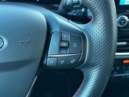 Ford Fiesta 1.0 100 PK ST-Line | ADAPTIEVE CRUISE CONTROL| STUUR, STOEL EN VOORRUITVERWARMING| B&O SOUND| CAM... ActivLease financial lease