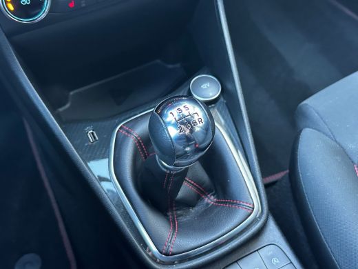 Ford Fiesta 1.0 100 PK ST-Line | ADAPTIEVE CRUISE CONTROL| STUUR, STOEL EN VOORRUITVERWARMING| B&O SOUND| CAM... ActivLease financial lease