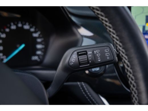 Ford Fiesta 1.0 EcoBoost Vignale | Automaat | 100% Dealer o.h. | Panoramadak | Full LED | Winter-pack | Camer... ActivLease financial lease