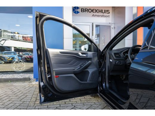Ford Focus 1.0 EcoBoost Hybrid ST Line | 155pk! | Stoel/stuur/voorruit verwarming | Apple Carplay/Android Au... ActivLease financial lease