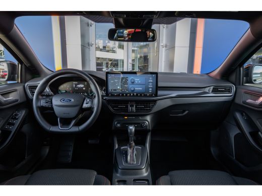 Ford Focus 1.0 EcoBoost Hybrid ST Line | 155pk! | Stoel/stuur/voorruit verwarming | Apple Carplay/Android Au... ActivLease financial lease