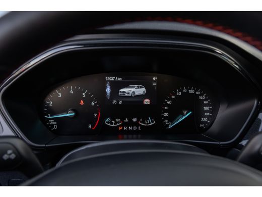 Ford Focus 1.0 EcoBoost Hybrid ST Line | 155pk! | Stoel/stuur/voorruit verwarming | Apple Carplay/Android Au... ActivLease financial lease