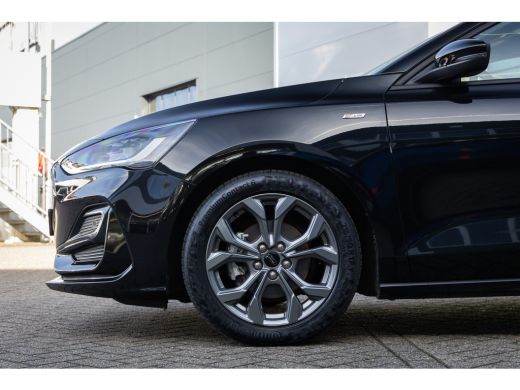 Ford Focus 1.0 EcoBoost Hybrid ST Line | 155pk! | Stoel/stuur/voorruit verwarming | Apple Carplay/Android Au... ActivLease financial lease