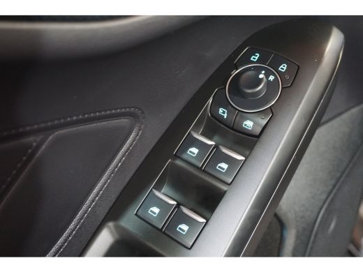 Ford Focus 1.0 EcoBoost Hybrid ST Line X Automaat | Achteruitrijcamera | Cruise control adaptief met Stop&Go... ActivLease financial lease