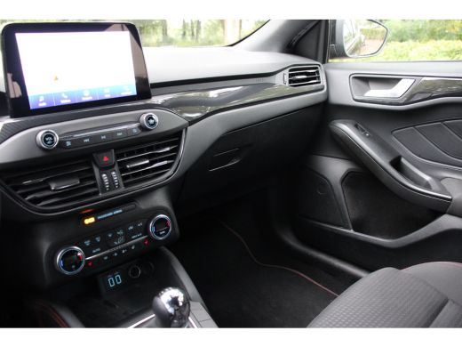 Ford Focus Wagon 1.0 Hybrid ST-Line X | Camera | Stoelverwarming | Apple Carplay | Navigatie | Cruise Contro... ActivLease financial lease