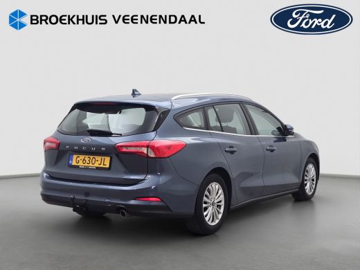 Ford Focus Wagon 1.0 Titanium | Trekhaak | Stoelverwarming | Cruise Control | Apple Carlpay | Navigatie | Ai... ActivLease financial lease