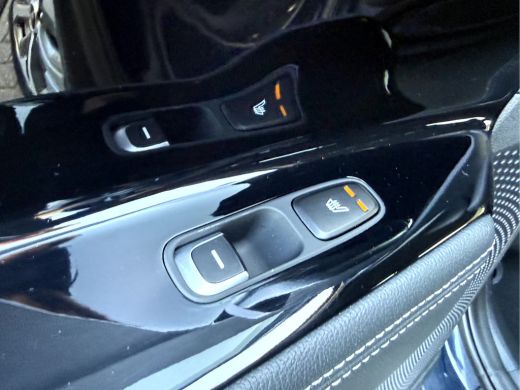 Kia e-Niro ExecutiveLine 64 kWh App Connect, Leer, Camera, Stoel/Stuur Verwarming ActivLease financial lease