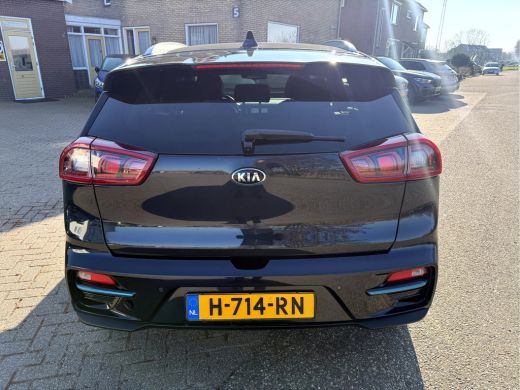 Kia e-Niro ExecutiveLine 64 kWh App Connect, Leer, Camera, Stoel/Stuur Verwarming ActivLease financial lease