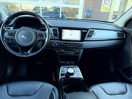 Kia e-Niro ExecutiveLine 64 kWh App Connect, Leer, Camera, Stoel/Stuur Verwarming ActivLease financial lease