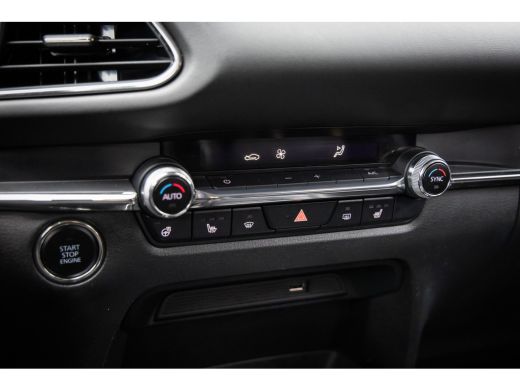 Mazda CX-30 2.0 e-SkyActiv-X M Hybrid Luxury | Trekhaak | Adap. Cruise | Stoel/Stuurverw. | Camera | | Achter... ActivLease financial lease