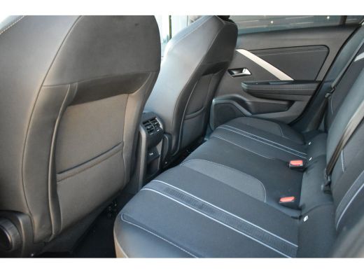 Opel Astra 1.2 Turbo Hybrid GS 145pk | Schuif-/Kanteldak | Stuur/Stoelverwarming | Adaptive Cruise | AGR-Com... ActivLease financial lease