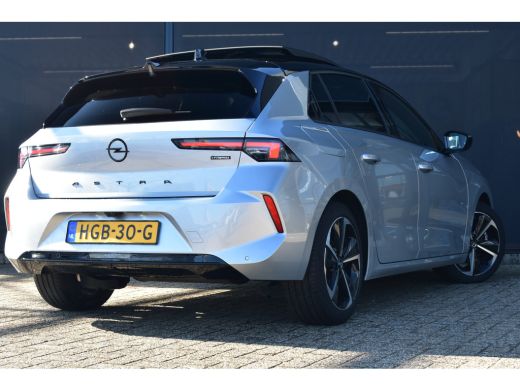 Opel Astra 1.2 Turbo Hybrid GS 145pk | Schuif-/Kanteldak | Stuur/Stoelverwarming | Adaptive Cruise | AGR-Com... ActivLease financial lease