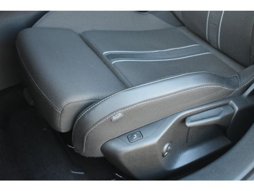 Opel Astra 1.2 Turbo Hybrid GS 145pk | Schuif-/Kanteldak | Stuur/Stoelverwarming | Adaptive Cruise | AGR-Com... ActivLease financial lease