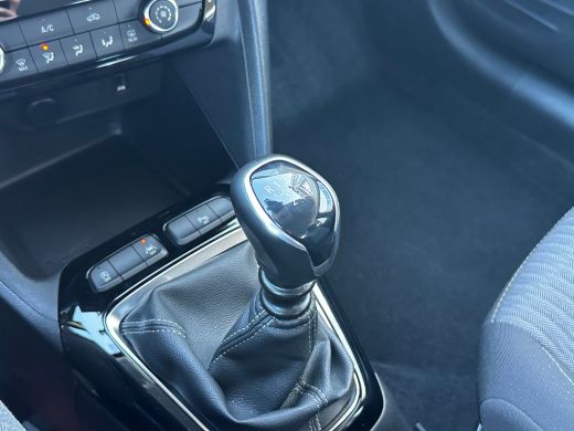 Opel Corsa 1.2 100 PK Edition | NAVIGATIE + APPLE CARPLAY/ANDROID AUTO| CAMERA + PARKEERSENSOREN| CRUISE CON... ActivLease financial lease