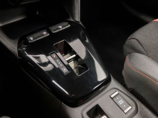 Opel Corsa 1.2 GS Line 131Pk Automaat (VIRTUAL COCKPIT, BLACK SPORT, APPLE CARPLAY, CLIMATE, 360 CAMERA, SPO... ActivLease financial lease