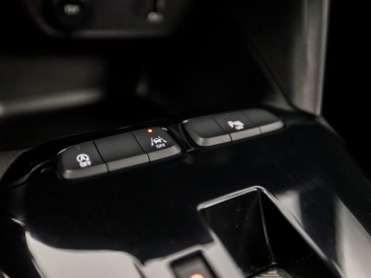 Opel Corsa 1.2 GS Line 131Pk Automaat (VIRTUAL COCKPIT, BLACK SPORT, APPLE CARPLAY, GROOT NAVI, 360 CAMERA, ... ActivLease financial lease