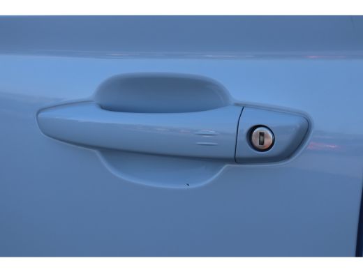 Opel Corsa 1.2 HYBRID 100PK GS AUTOMAAT / NAVI / LEDER / CLIMA / LED / PDC / 16" LMV / KEYLESS / CAMERA / 1E... ActivLease financial lease