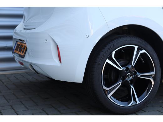 Opel Corsa 1.2 TURBO 100PK 5-DRS ELEGANCE GS-LINE / NAVI / LEDER / CLIMA / LED / PDC / 17" LMV / UNIEK / CAM... ActivLease financial lease