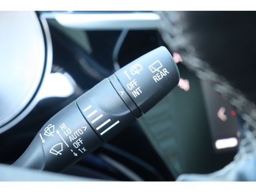 Opel Corsa 1.2 TURBO 100PK 5-DRS ELEGANCE GS-LINE / NAVI / LEDER / CLIMA / LED / PDC / 17" LMV / UNIEK / CAM... ActivLease financial lease