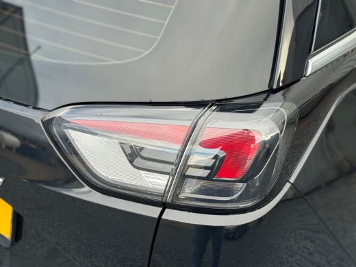 Opel Crossland 1.2 Turbo Elegance 130PK | Comfortstoel | E-climate controle | Chroom | Cruise Control | Apple Ca... ActivLease financial lease