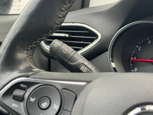 Opel Crossland 1.2 Turbo Elegance 130PK | Comfortstoel | E-climate controle | Chroom | Cruise Control | Apple Ca... ActivLease financial lease