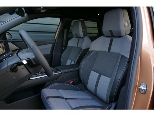 Opel Grandland 1.2 TURBO HYBRID 145PK GS AUTOMAAT / NAVI / CLIMA / PDC / 19"LMV / CAMERA V+A / AGR / DEMO-DEAL /... ActivLease financial lease