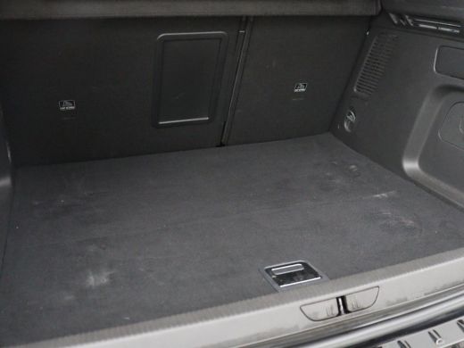 Opel Grandland X 1.6 Turbo Hybrid Business Executive | Stoelverwarming | Adaptive cruise | Camera | Carplay | Stuu... ActivLease financial lease