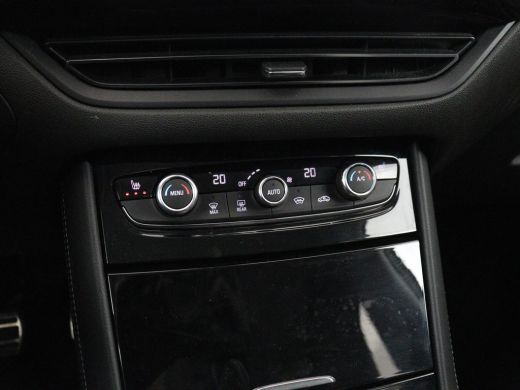 Opel Grandland X 1.6 Turbo Hybrid Business Executive | Stoelverwarming | Adaptive cruise | Camera | Carplay | Stuu... ActivLease financial lease