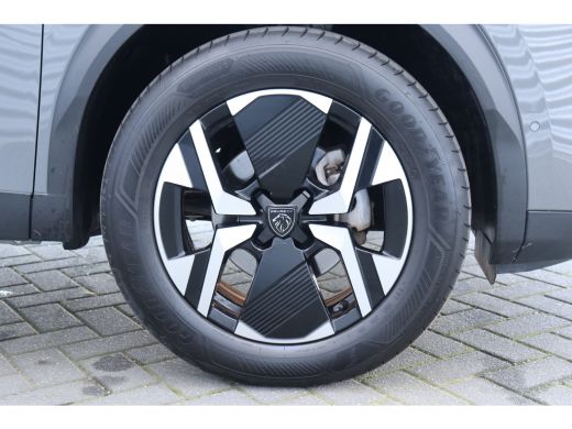 Peugeot 2008 1.2 PURETECH 130PK GT PACK AUTOMAAT / NAVI / LEDER / CLIMA / LED / PDC / 17" LMV / KEYLESS / ALCA... ActivLease financial lease