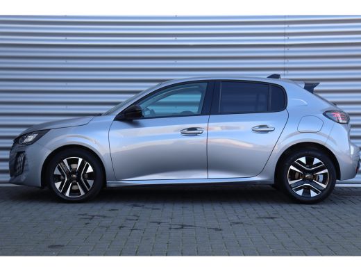 Peugeot 208 1.2 PURETECH 100PK ALLURE AUTOMAAT / NAVI / LEDER / CLIMA / PDC / 16" LMV / CAMERA / WINTERPAKKET... ActivLease financial lease