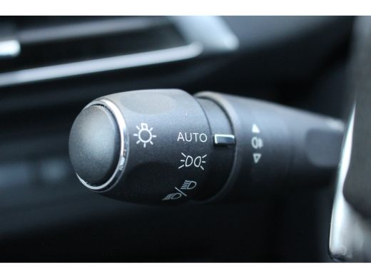 Peugeot 3008 1.6 HYbrid 225 GT | Elek. Achterklep | Drive Assist | Navi | Carplay | Keyless | DAB | Camera | E... ActivLease financial lease