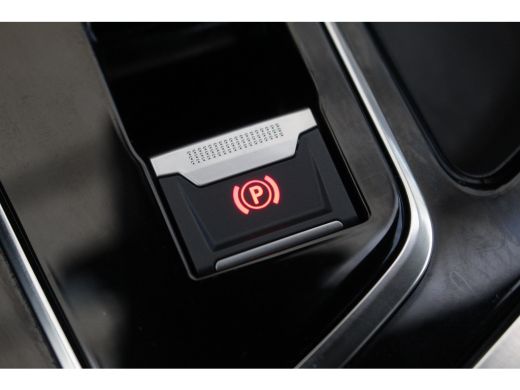 Peugeot 3008 1.6 HYbrid4 300 GT | Pano | Drive Assist | DAB | Keyless | Dodehoeksens. | Navi | Carplay | Pano ... ActivLease financial lease